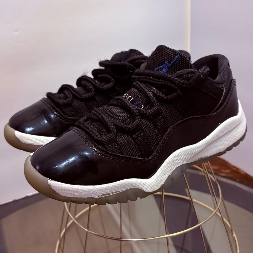 Jordan Kids Sneakers Black and White